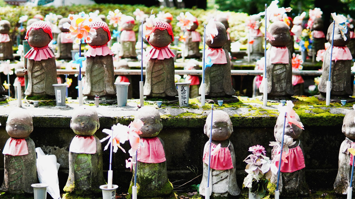 Rows of Jizo Statues at Zojoji